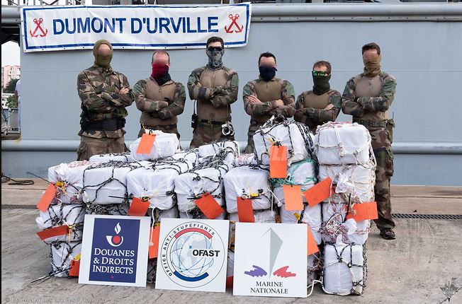 French authorities seize 1328Kg of cocaine in the Caribbean.